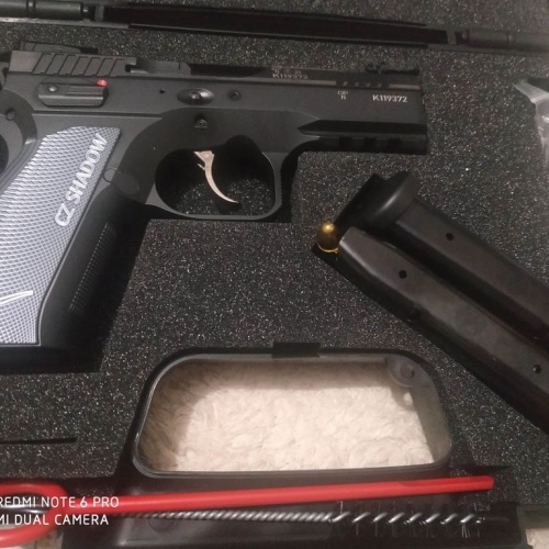 Sıfır kutusunda cz shadow 2 compact
