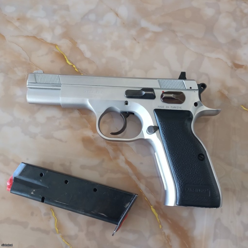 Sarsılmaz kılıç 2000