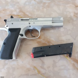 Sarsılmaz kılıç 2000