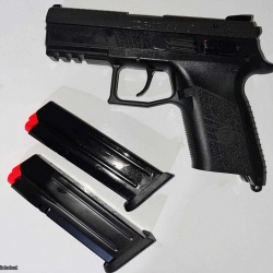 Cz p07 ve stoeger str9