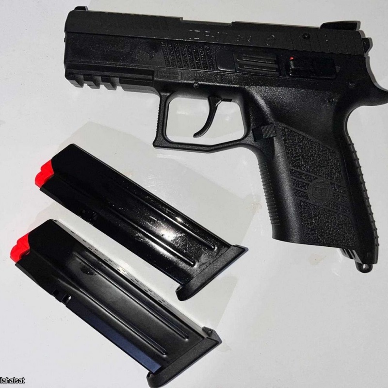 Cz p07 ve stoeger str9