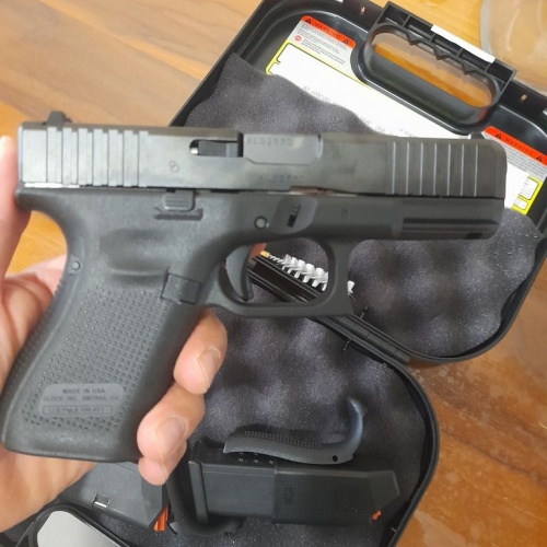 Kamu görevlisinden hiç kullanılmamış 7 aylık glock 19 gen 5