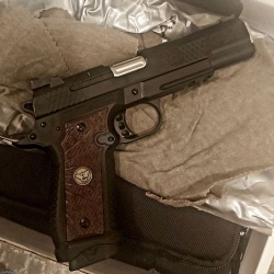 Wilson Combat EDC x9L 2.0  ( Uzun )