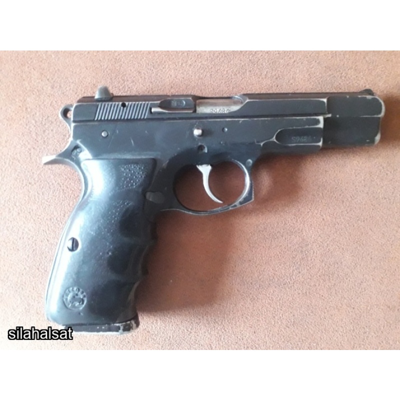 Emekli polisten acil satılık Cz75 B