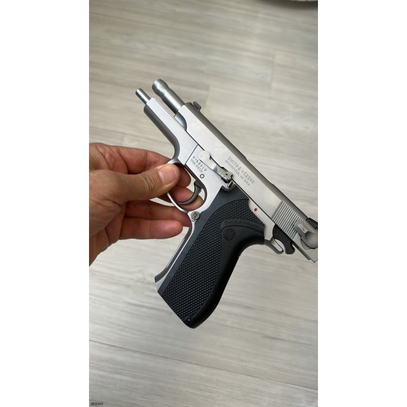 SMİTH WESSON 5906 15+1 USA