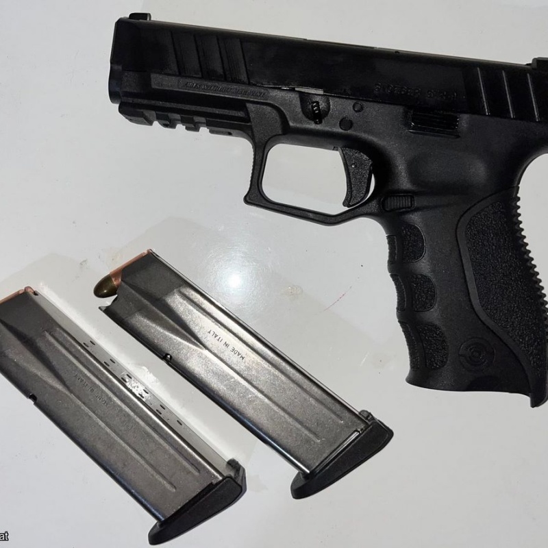 Cz p07 ve stoeger str9