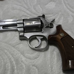 S&W 357 magnum 4 inç