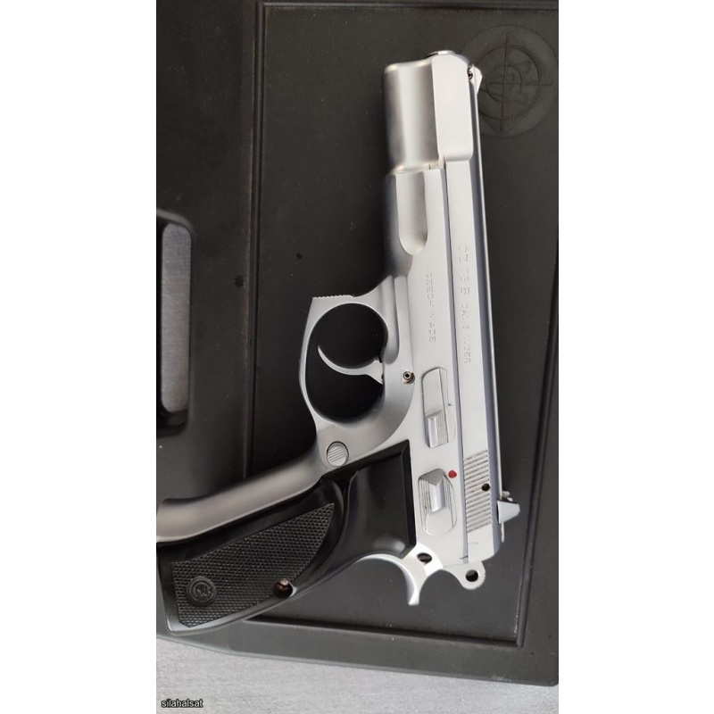 İhtiyaçtan satılık