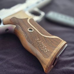 Sig sauer p210 super target skeleton başka yok.