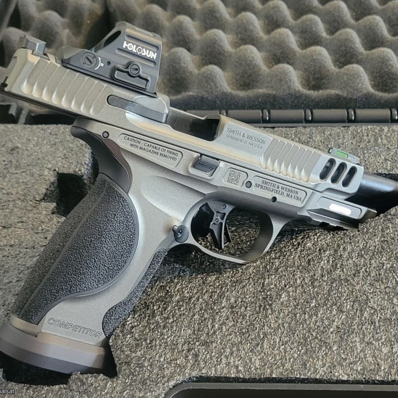 Smith Wesson Performance Center M&P 9 COMPETITOR