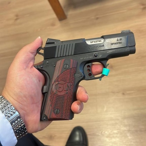 Yargı mensubundan nadir Colt Defender Sıfır