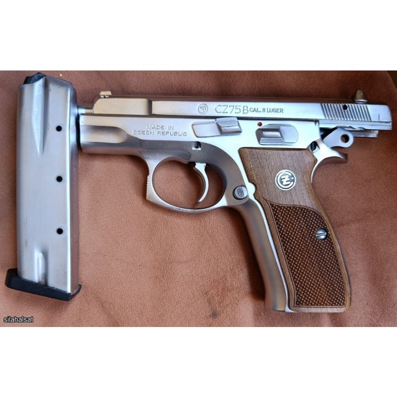 CZ75 Tabanca