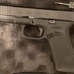 SIFIR AYARINDA TEMİZ GLOCK 17 GEN 5