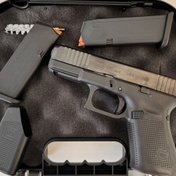 Kapalı kutu Glock 19 Gen 5