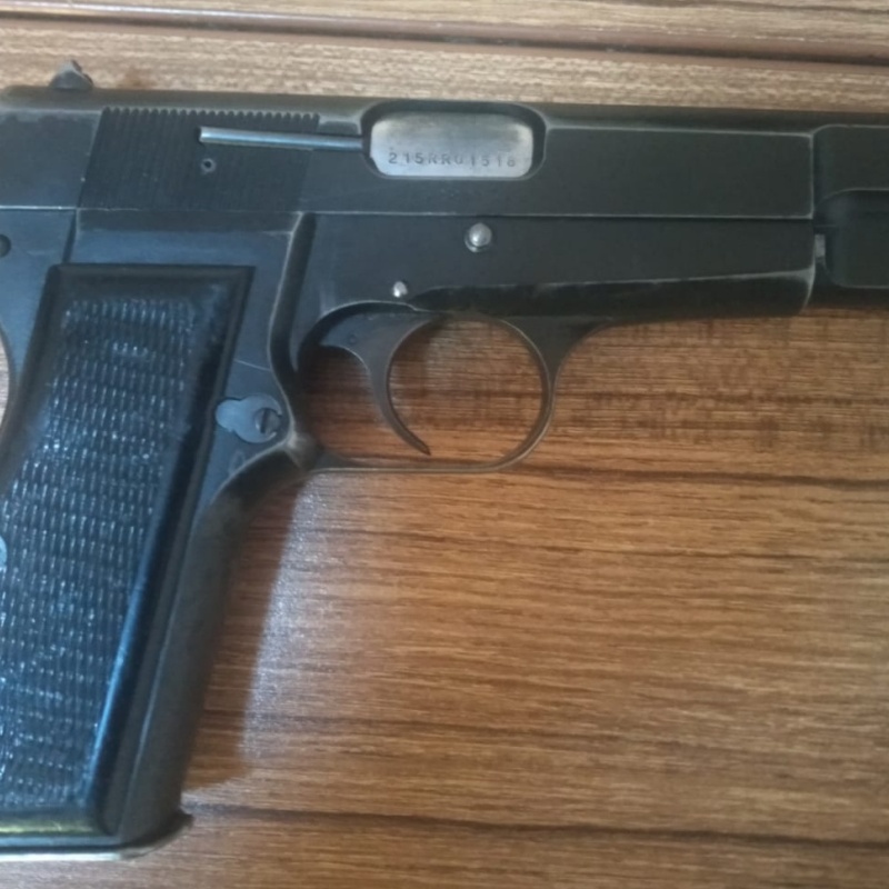 EMEKLİ EMNİYET GÖREVLİSİNDEN SIFIR AYARINDA ORJİNAL BROWNİNG