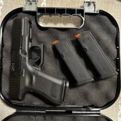 Kutusunda, sıfır, hiç kullanılmamış Glock 19 Gen 5