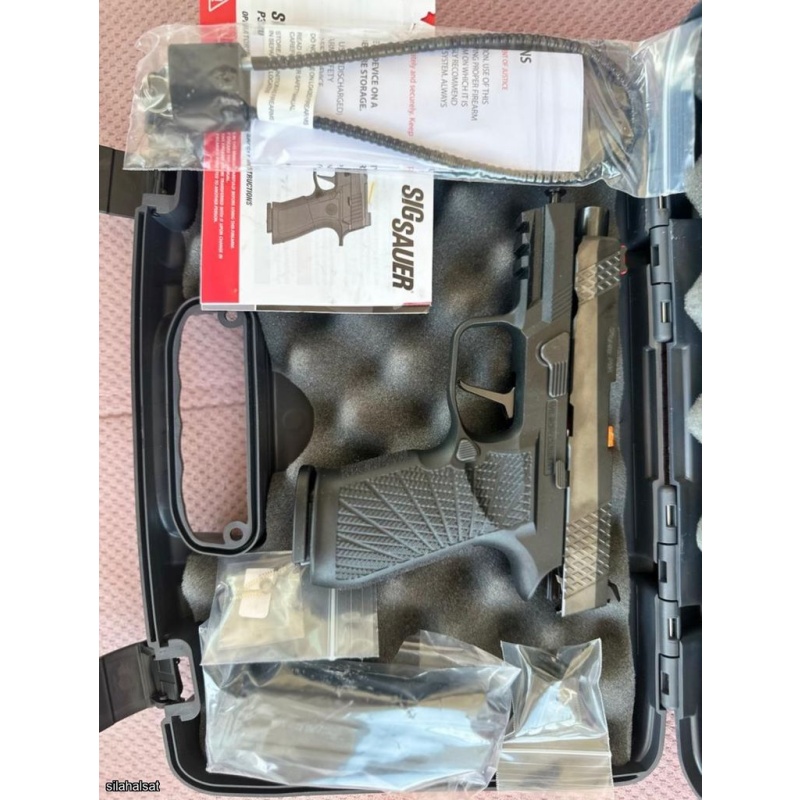 Wilson Combat/Sig Sauer P320 (Carry Model)