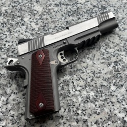 Colt 1911 Rail Gun Sıfır Kondüsyon Tam Set