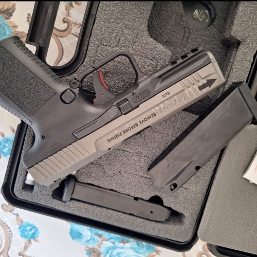 Kutusunda açılmamış