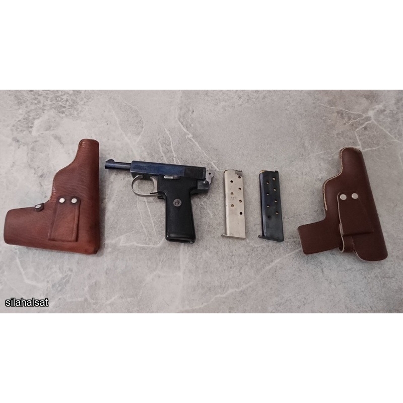 Webley & Scott 7.65 mm 32 Automatic Pistol