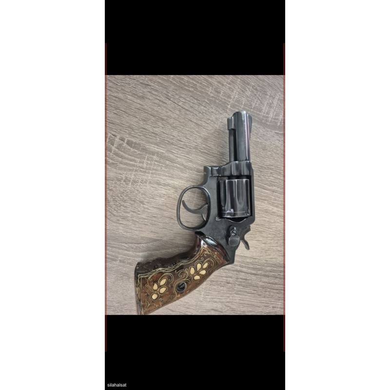 Kamu görevlisinden temiz simith wesson