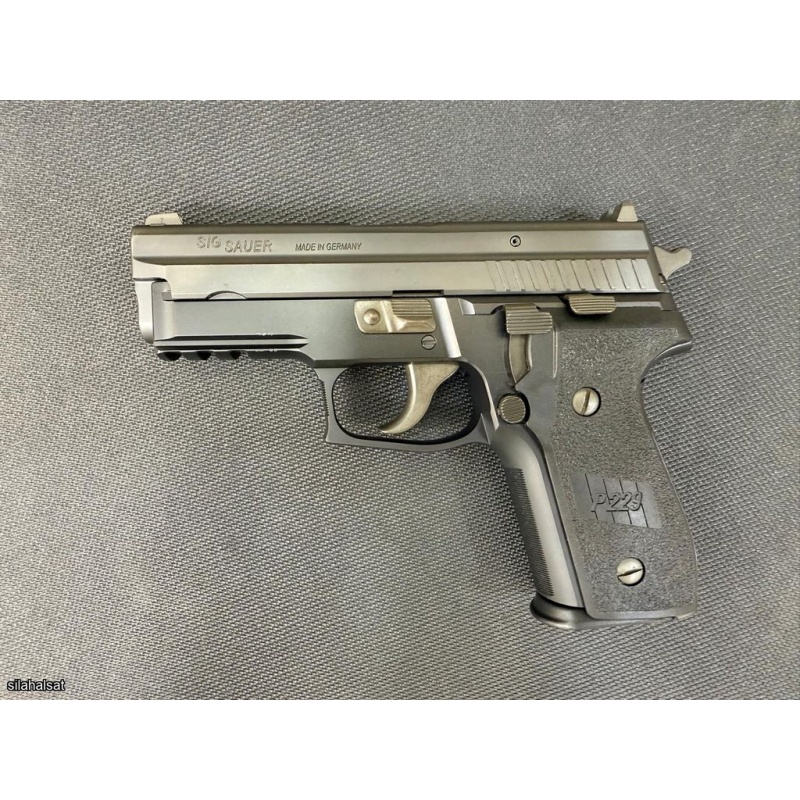 ÇOK TEMİZ AZ KULANILMIŞ SIG SAUER P229