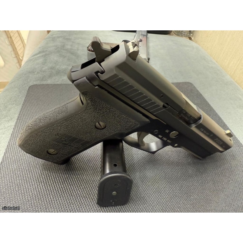 ÇOK TEMİZ AZ KULANILMIŞ SIG SAUER P229