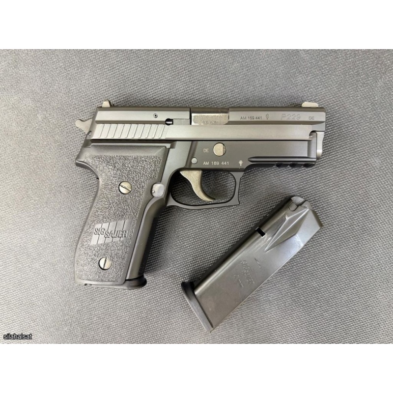 ÇOK TEMİZ AZ KULANILMIŞ SIG SAUER P229