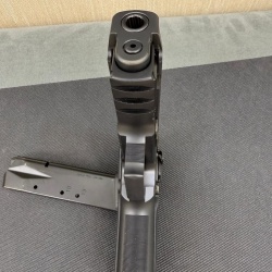 ÇOK TEMİZ AZ KULANILMIŞ SIG SAUER P229