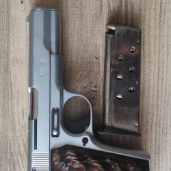 POLİS MEMURUNDAN BELÇİKA PARABELLUM 9MM