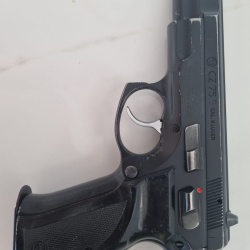 CZ 75 (9mm) — Bakımlı, 2 Şarjör + Kılıf — Pazarlık Olur