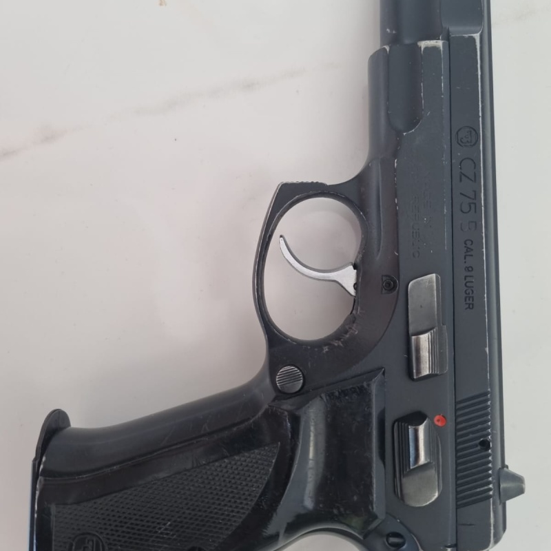 CZ 75 (9mm) — Bakımlı, 2 Şarjör + Kılıf — Pazarlık Olur