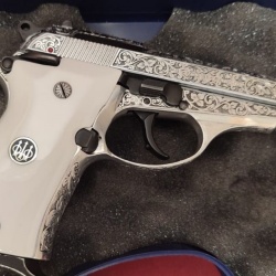 Kamu Görevlisinden Özel Nikelajlı Sıfır ayarında Beretta 7.65 mm Model 81 tabanca